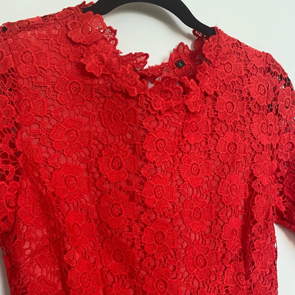 Red Lace dress - Picture 4 of 6